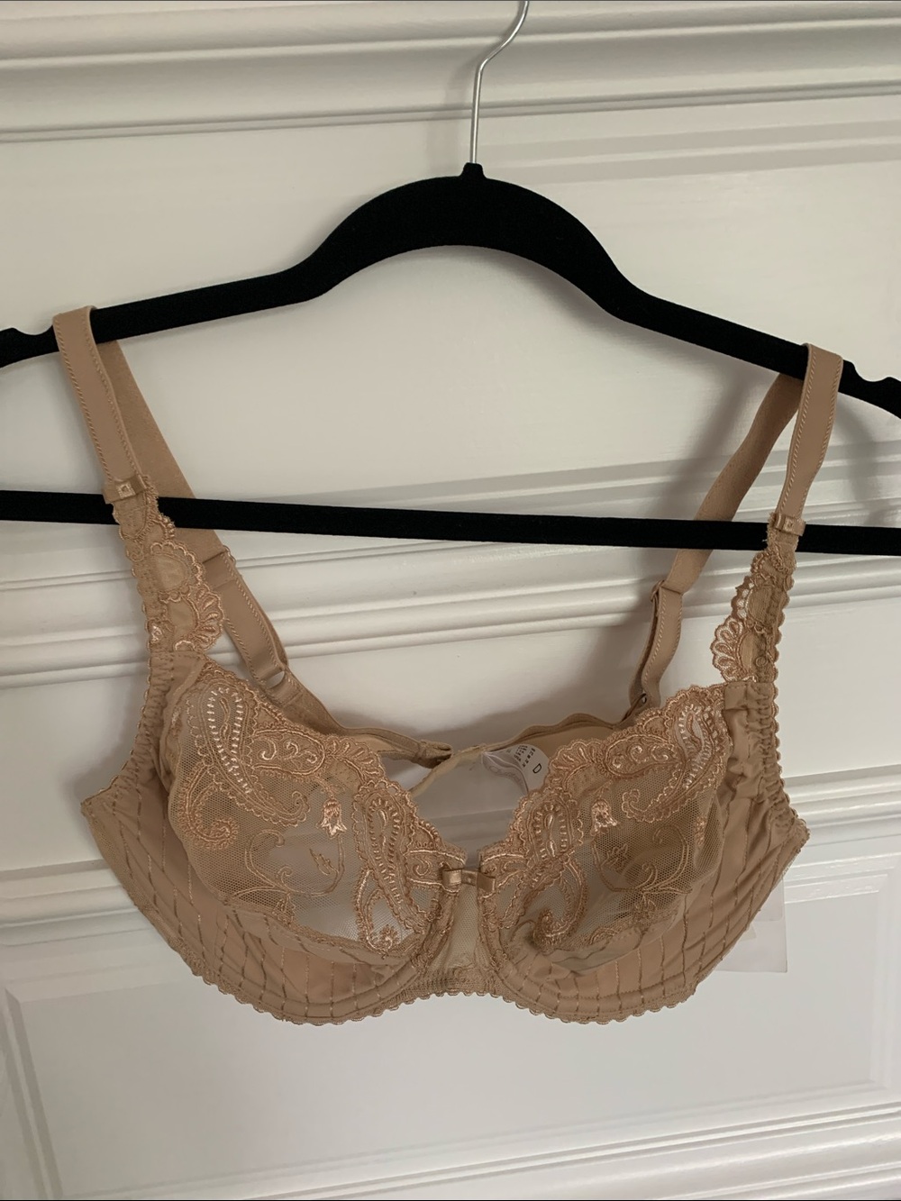 Chantelle Lace Underwire Bra in Beige